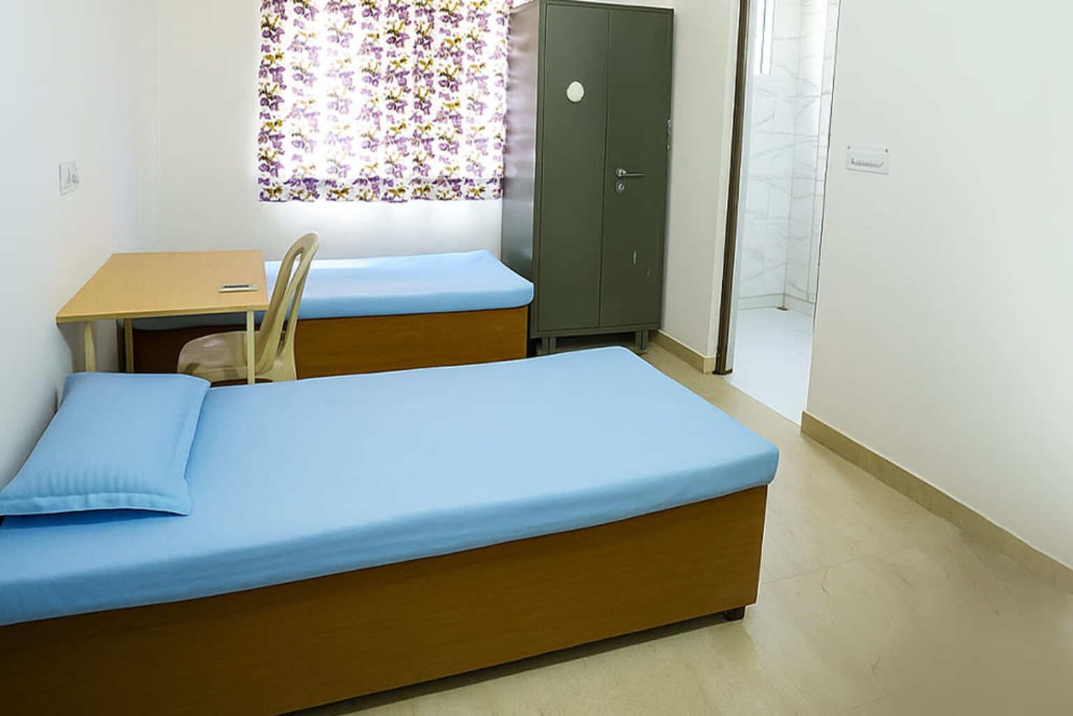 Aarya Awas Hostel PG Room